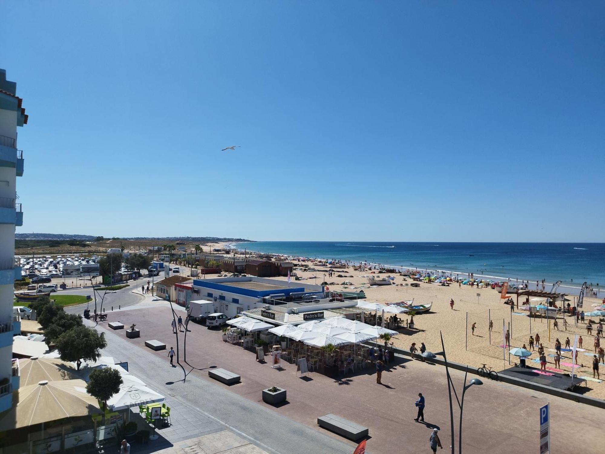 T2 - Praia Pescadores Frente Mar - Casas & Papeis Armação de Pêra المظهر الخارجي الصورة